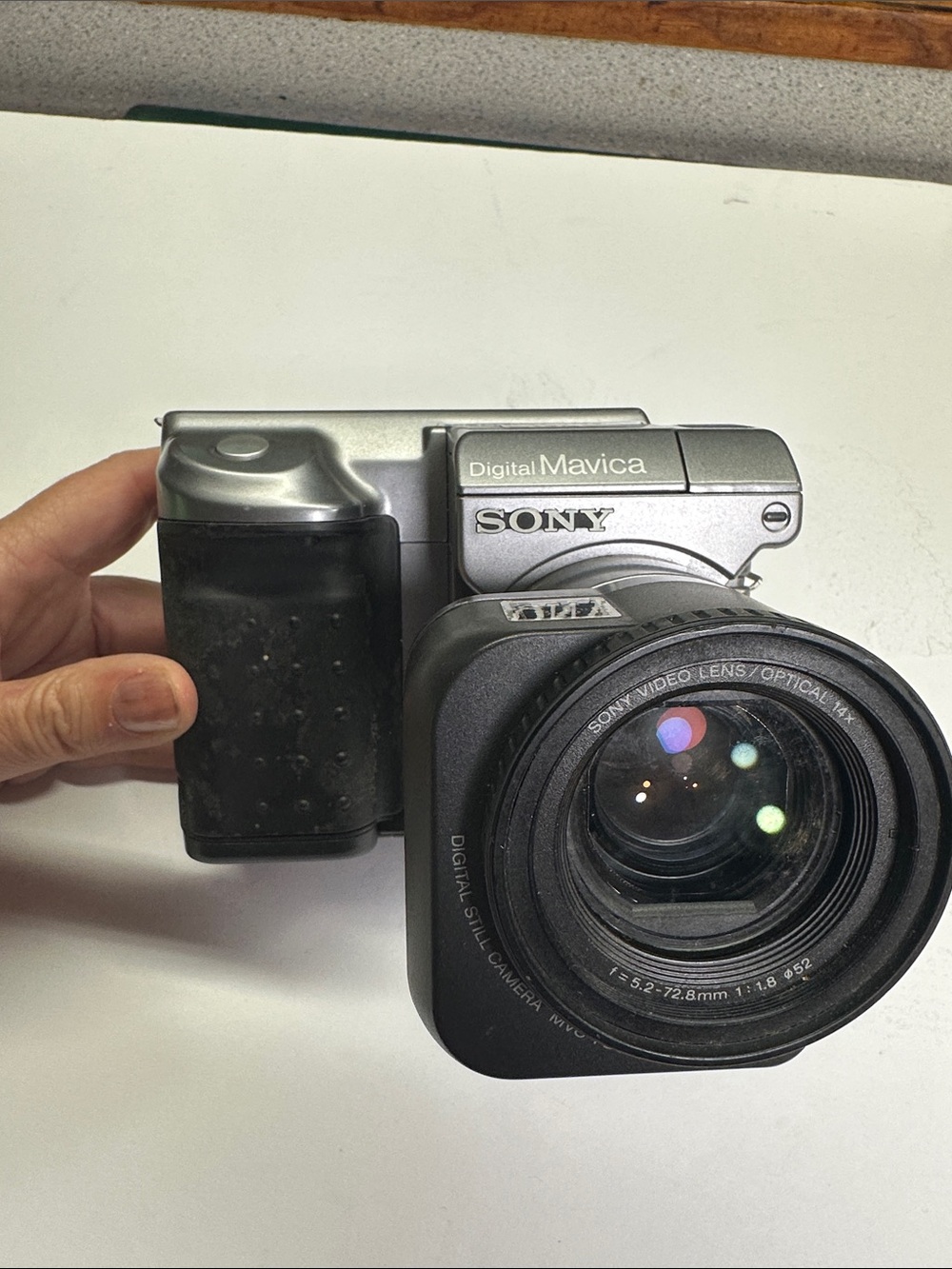 Sony Digital Mavica Camera, Vintage, Includes Battery, No Charging Cord MVC-FD91